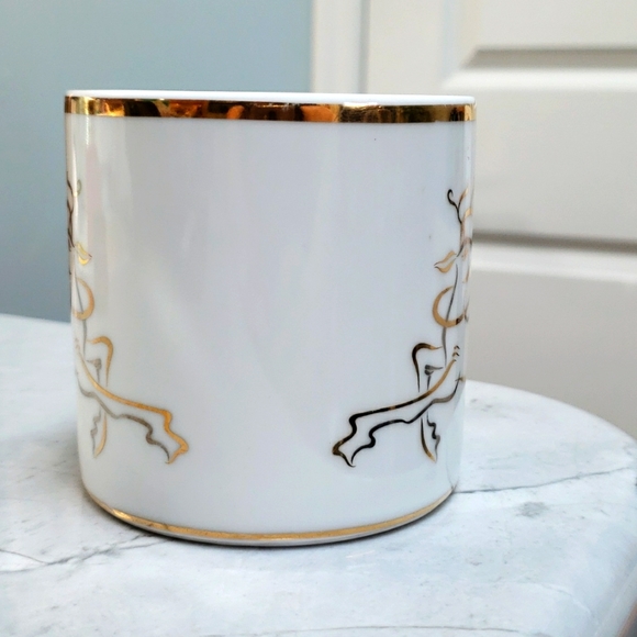 Rudolph Flying Right Gold Rimmed Mug - Picture 4 of 8